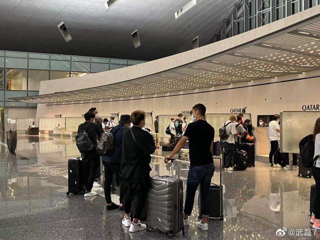 游戏规则-日本队集体返欧我们只有武磊一人 中日差距尽显！